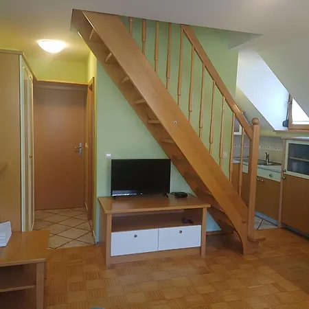 Apartmaji Hribar Pr'ostank *